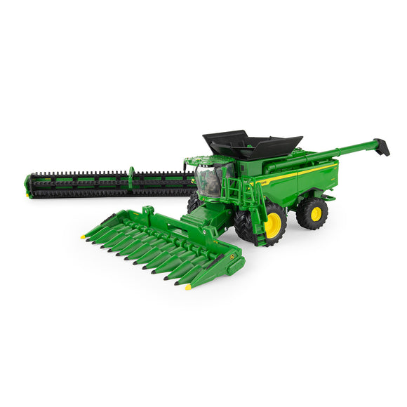 John Deere 1/64 S7 800 Combine Prestige Collection